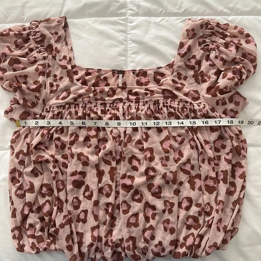 Free People Meg's Blouse Pink Leopard Cropped Mesh Pleated Safari Boho Chic M